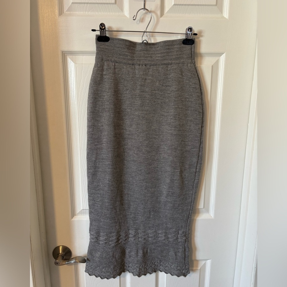 Dr. Haider Petkov Made in Vienna Fine Merino Wool Grey Pencil Midi Skirt - Picture 9 of 9